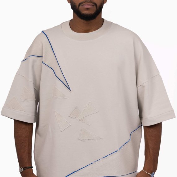 Bastida T-shirt Triangles Details